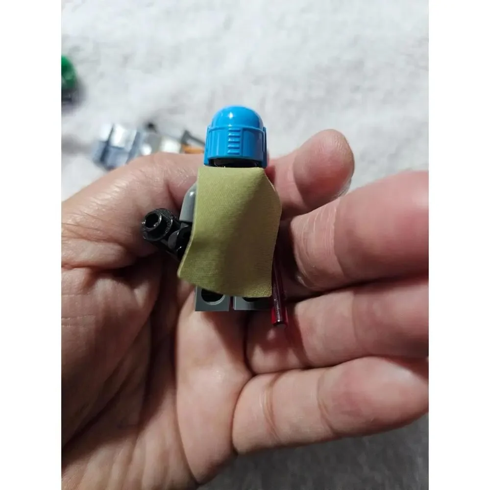 (Lot of 3) New Disney Star Wars Lego Mini Figures Mandalorian Boba Fett Toys